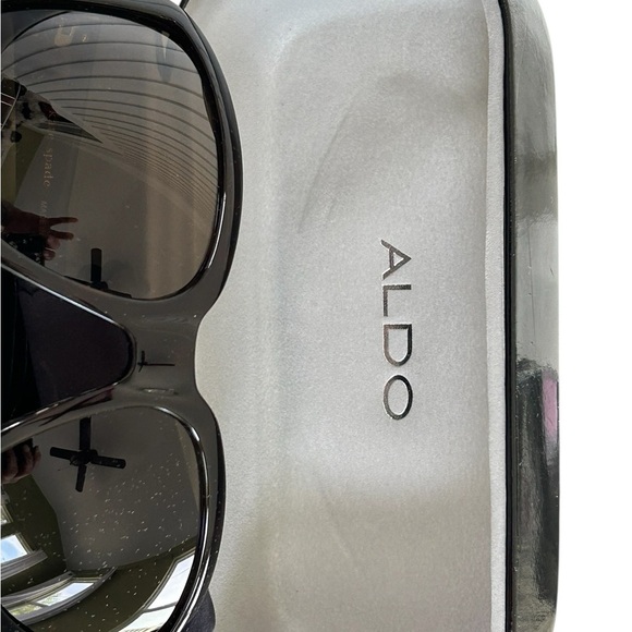 Kate Spade Black Oversized Sunglasses - Picture 10 of 14